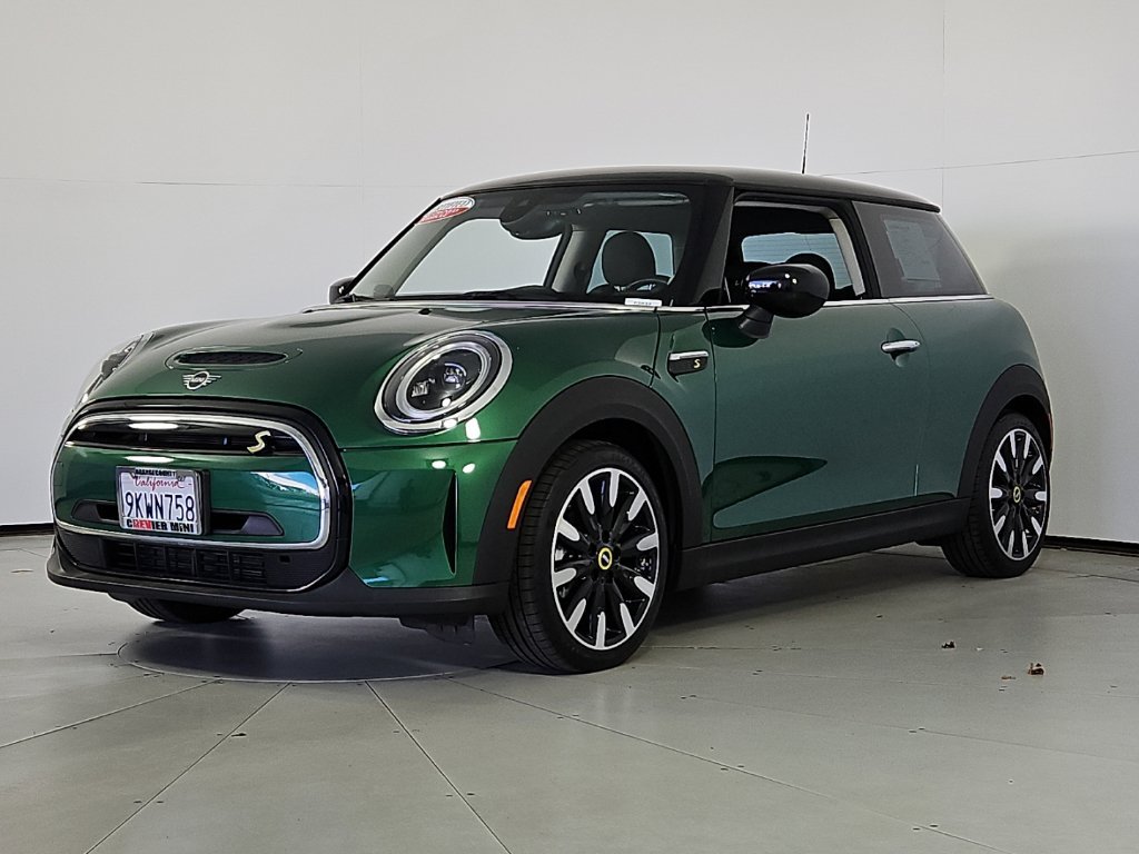 Used 2024 MINI Hardtop 2 Door SE with VIN WMW13DJ01R2V85669 for sale in Santa Ana, CA