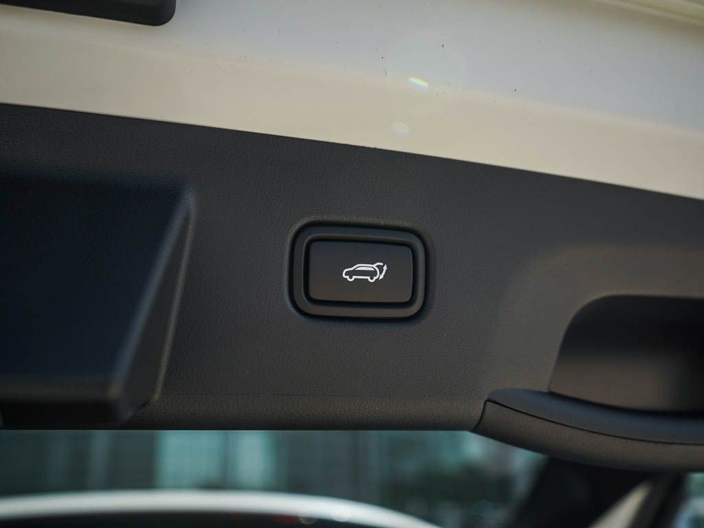 New 2026 Creamy White Pearl Hyundai Limited AWD image 9