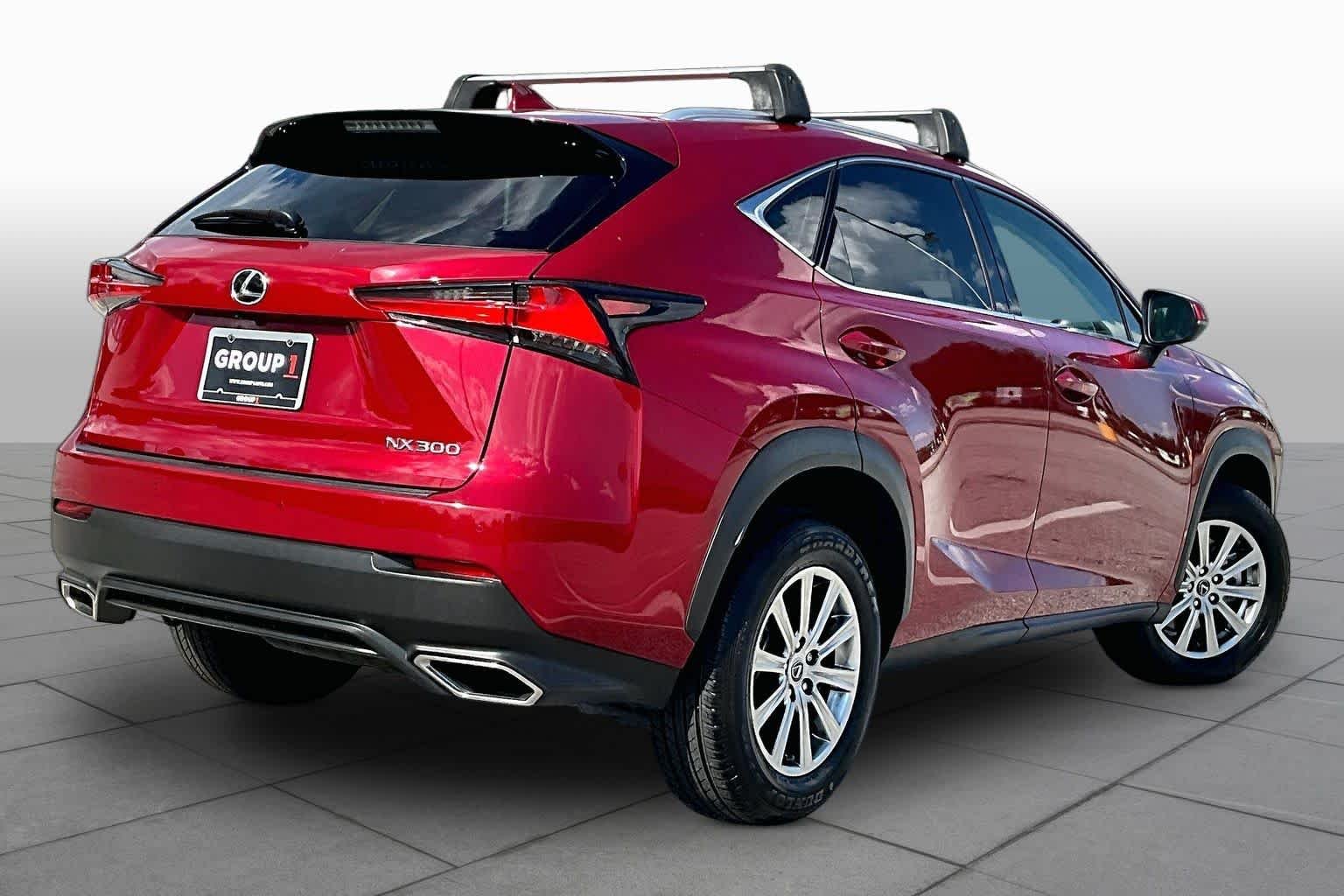 Used 2021 Matador Red Mica Lexus  image 13