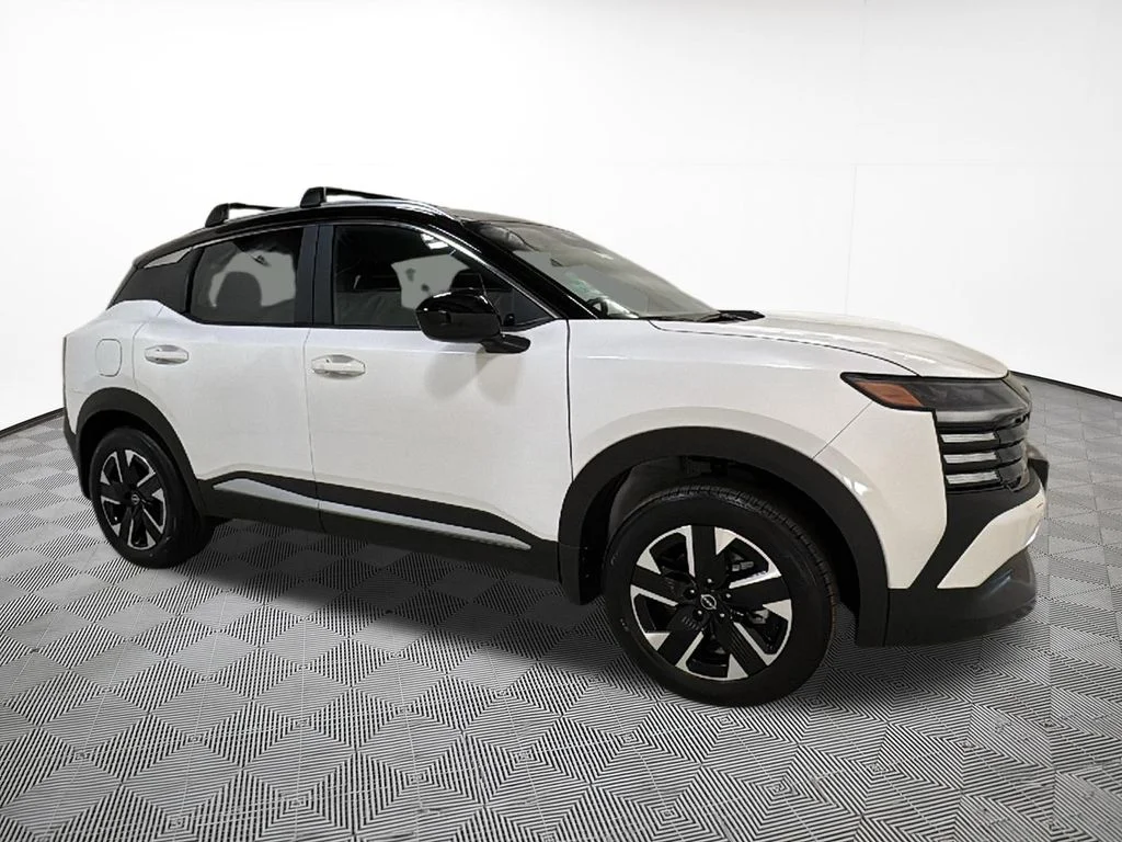 New 2026 White Nissan SV image 5