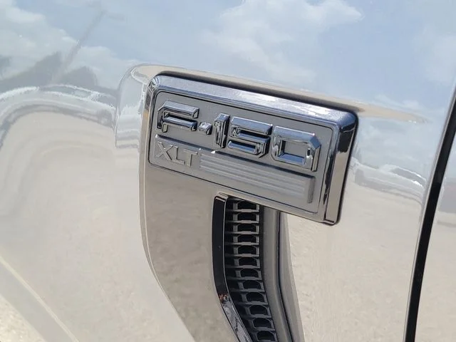 New 2026 Gray Metallic Ford XLT image 9