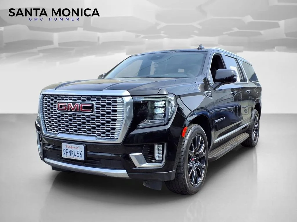 2023 GMC Yukon Denali AWD's photo