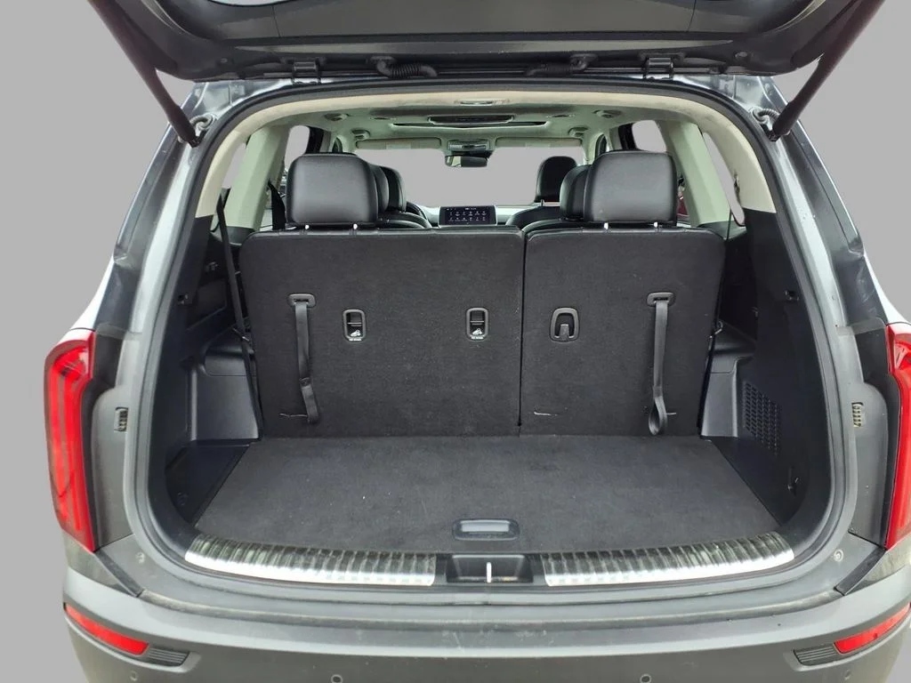Used 2022 Gray Kia SX image 31