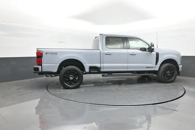 New 2026 Glacier Gray Metallic Tri-Coat Ford F-250® Lariat® image 8