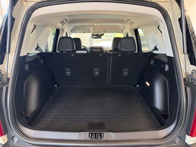 Used 2025 Beige Ford Outer Banks image 9