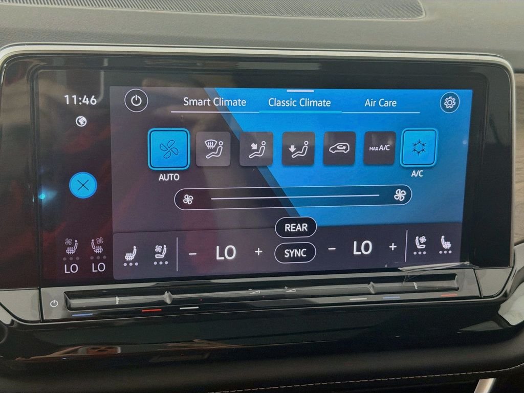 New 2026 Pure Gray Volkswagen 2.0T SE w/Technology 4MOTION image 15