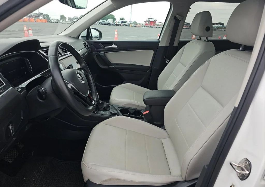 Used 2020 Pure White Volkswagen 2.0T SEL image 9