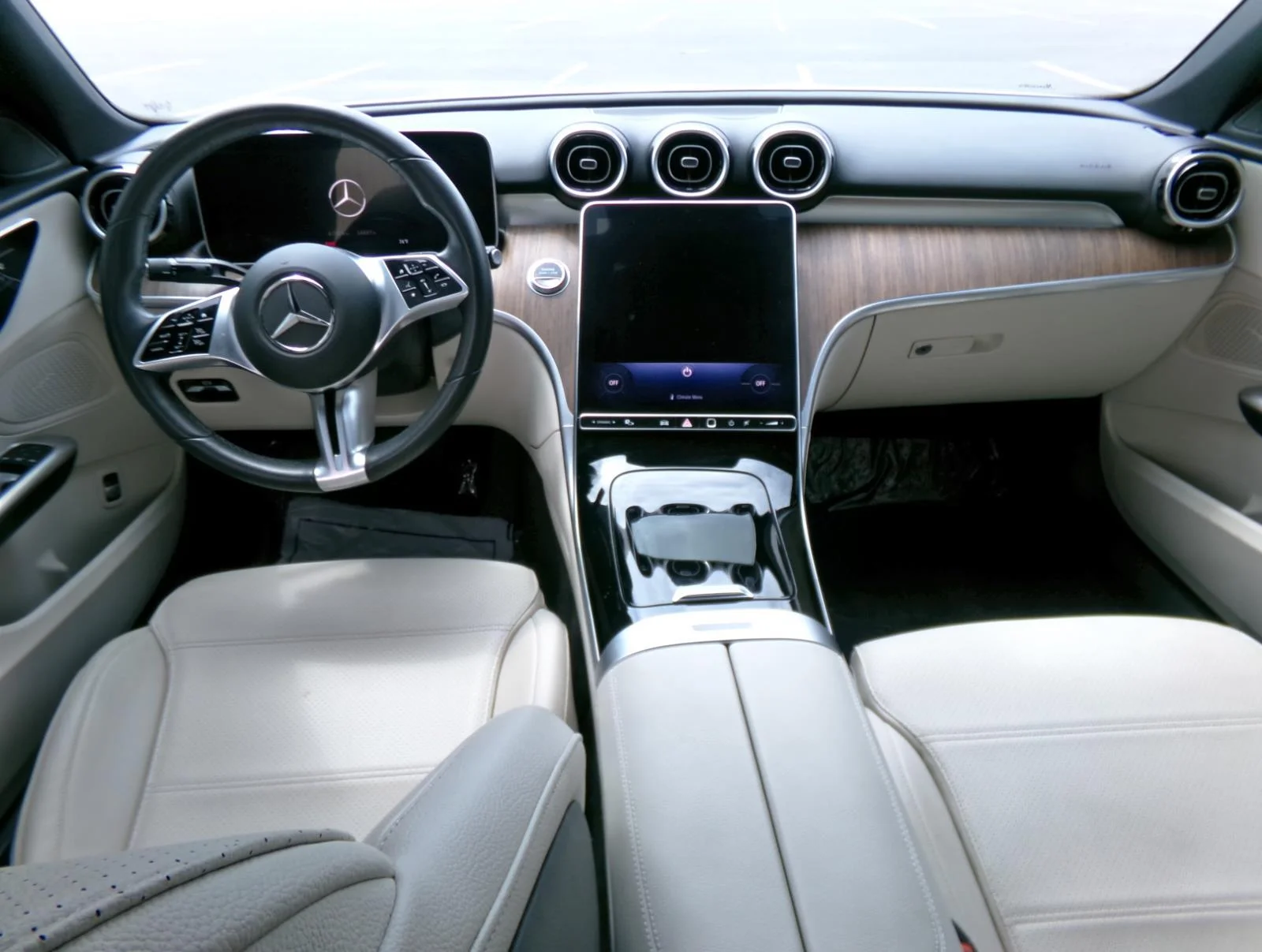 2024 Mercedes-Benz C-Class Sedan C 300 - Photo 7