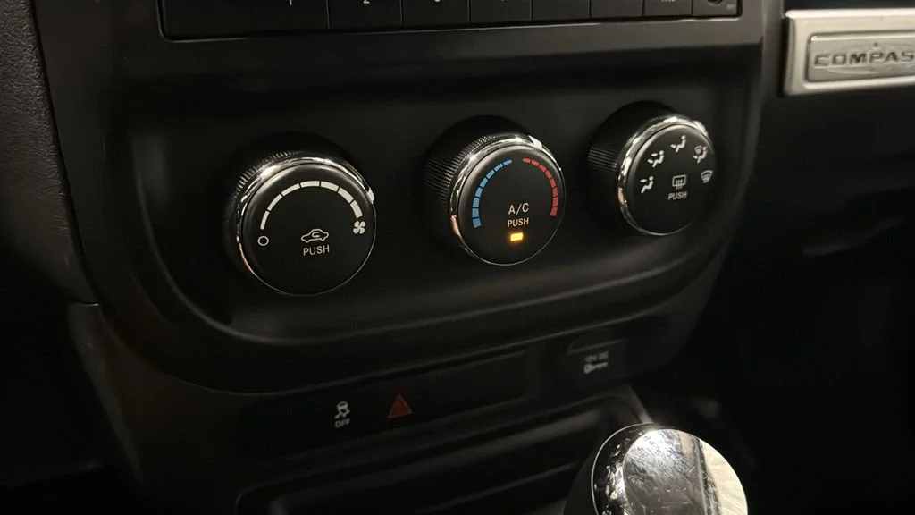 Used 2017 Black Jeep Sport image 21