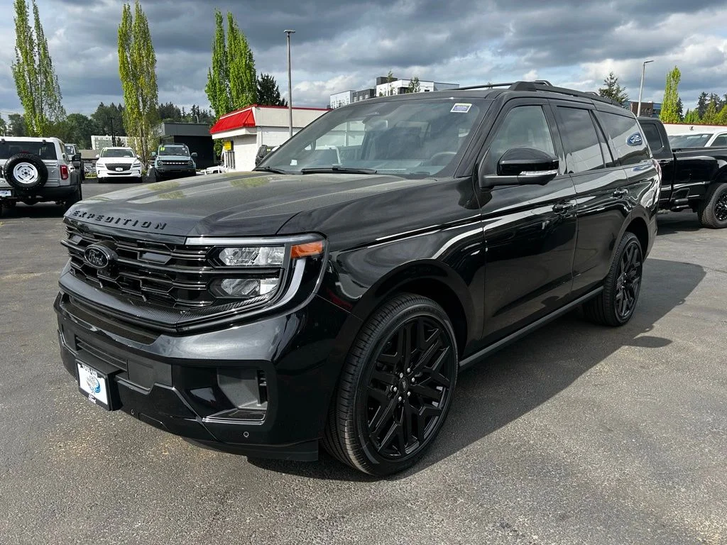 New 2026 Agate Black Metallic Ford Platinum® image 4