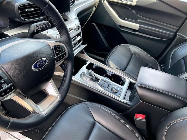 Used 2023 White Ford XLT image 21