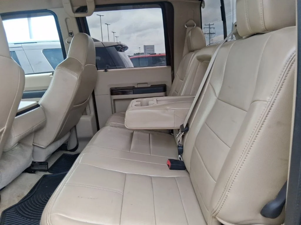 Used 2010  Ford  image 15