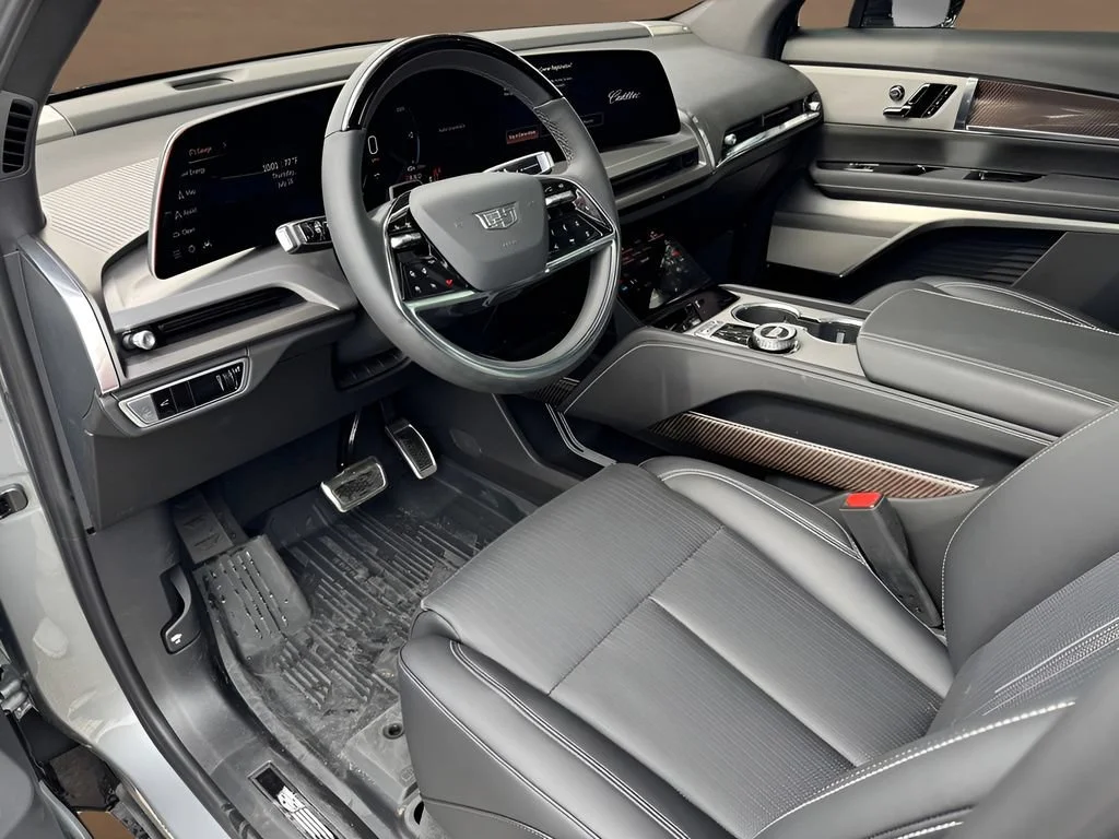 New 2027 Argent Silver Metallic Cadillac Sport image 11