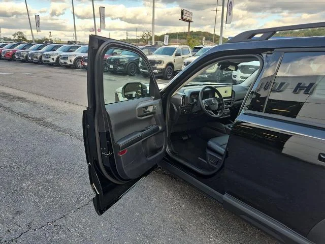 New 2025 Shadow Black Ford Outer Banks® image 10