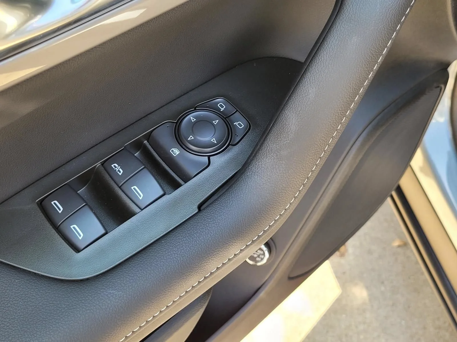 2026 Chevrolet Blazer 2LT - Photo 15