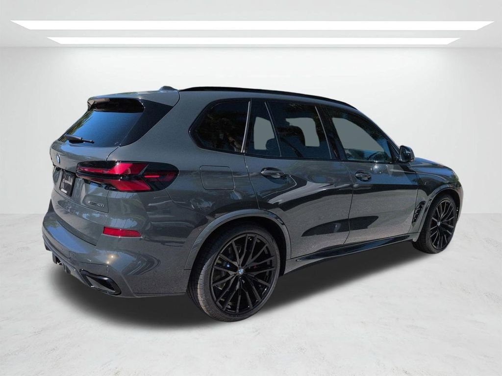 New 2026 Dravit Grey Metallic BMW xDrive40i image 4