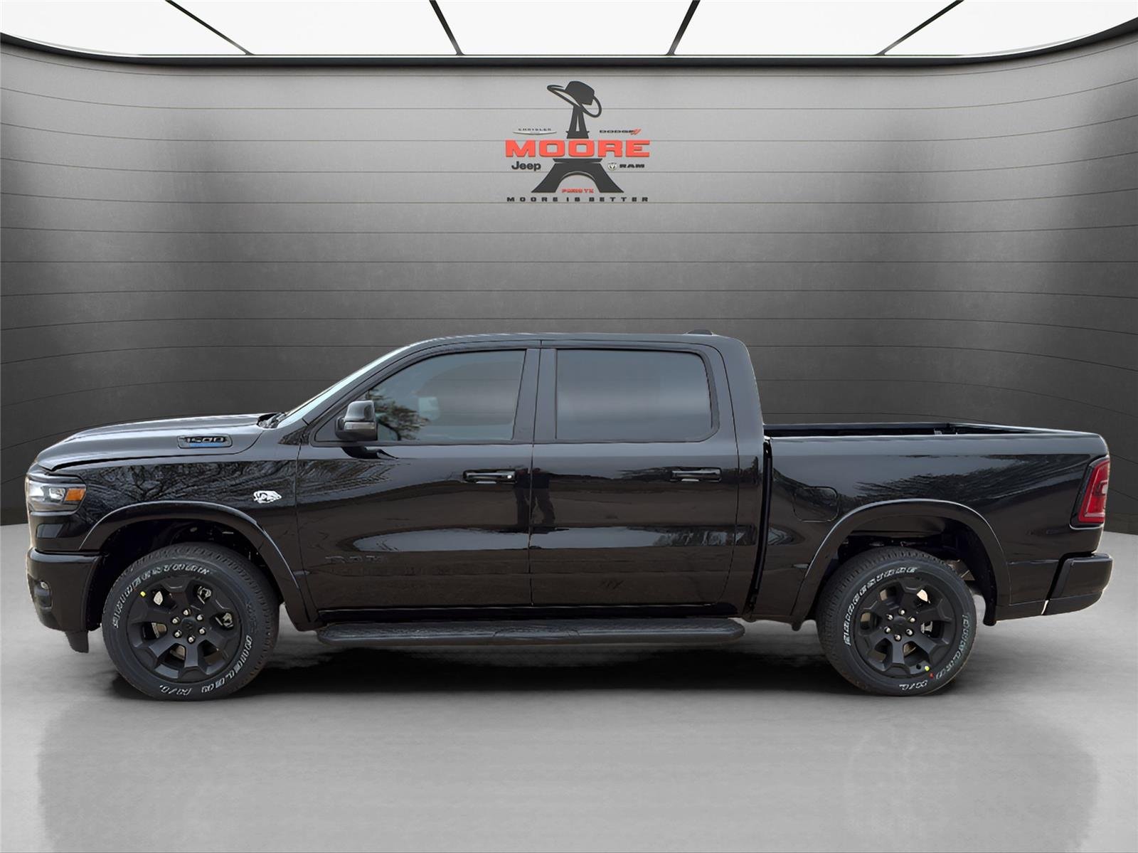New 2026 Diamond Black Crystal Pearl-Coat Exterior Paint RAM Lone Star image 2