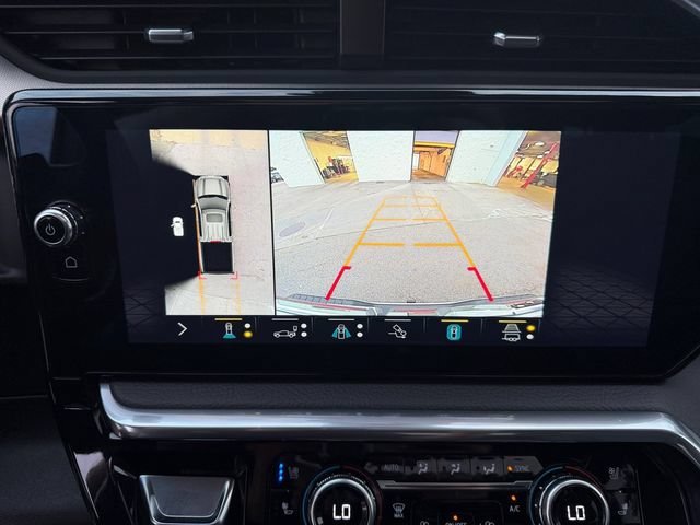 Used 2022 WHITE FROST TRICOAT GMC Denali image 27