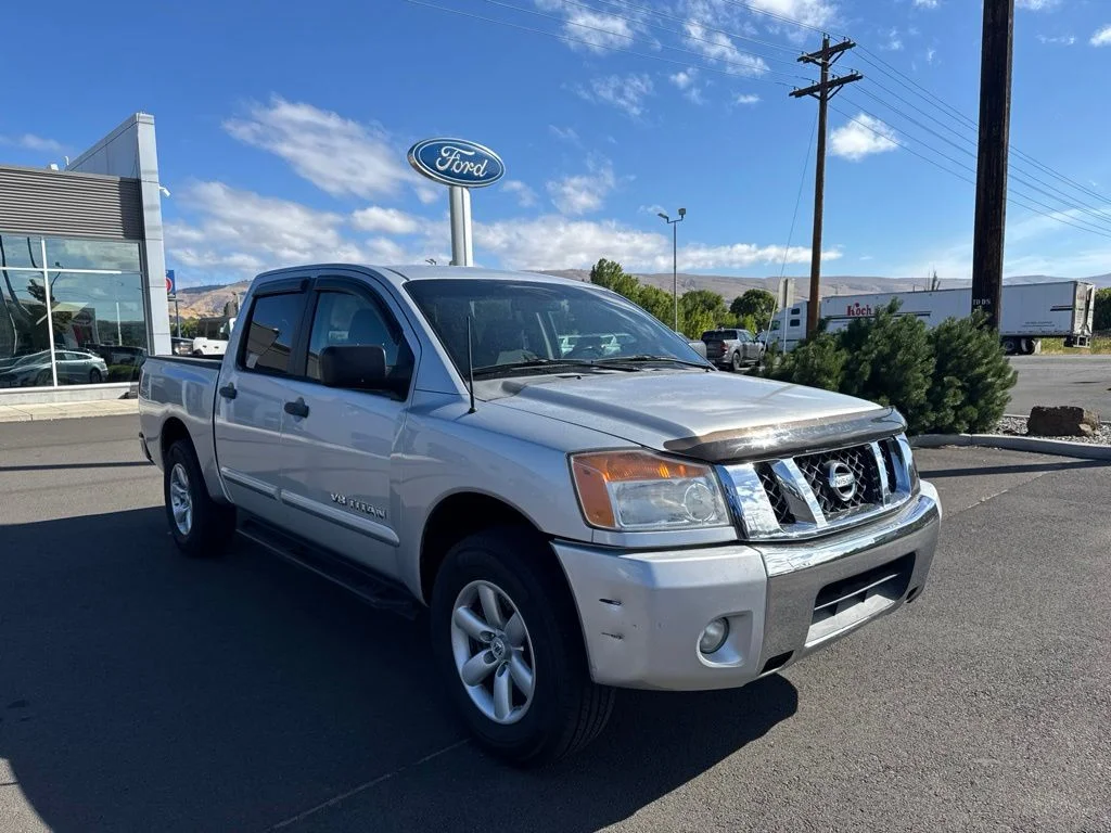 2010 Nissan Titan SE 4X2 Crew Cab SWB's photo