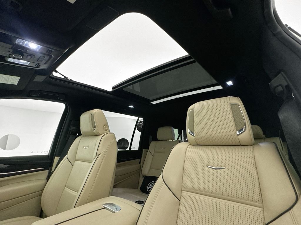 Used 2024 White Cadillac Premium image 21