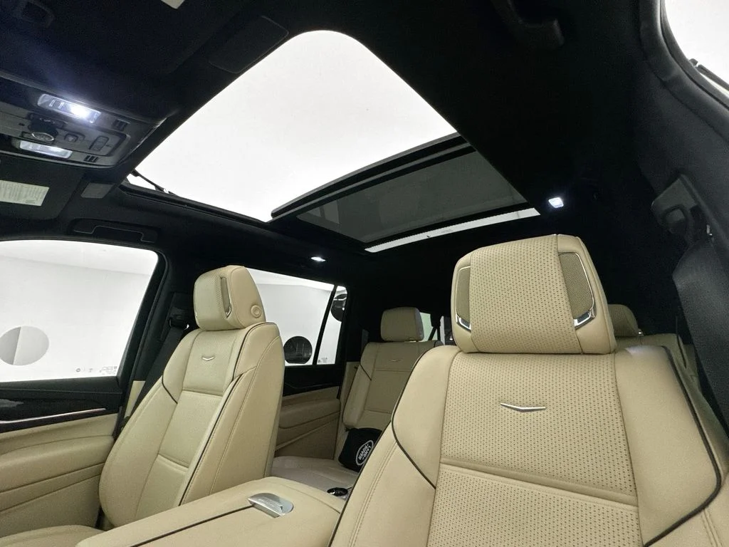 Used 2024 White Cadillac Premium image 21