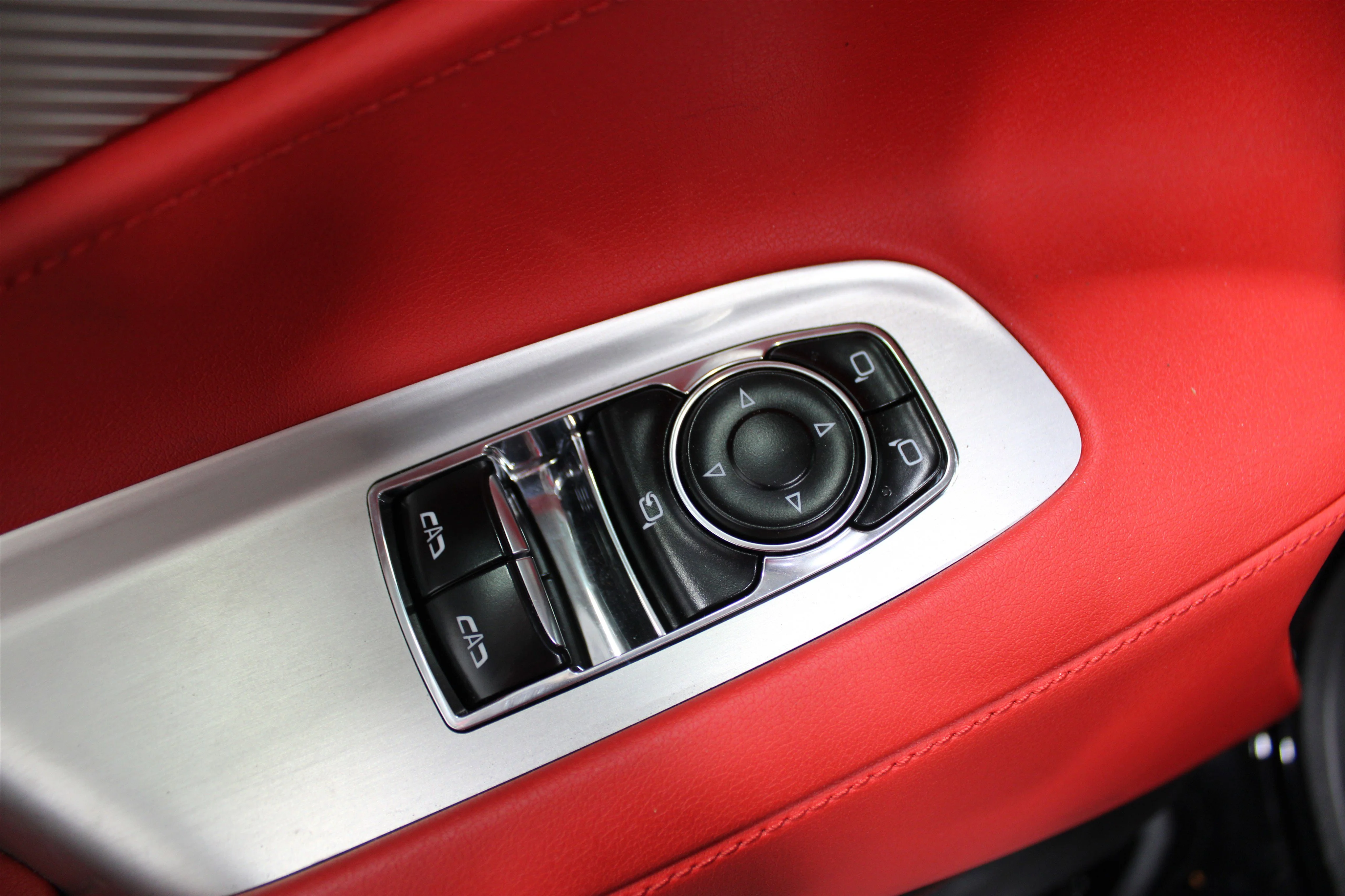 2023 Chevrolet Corvette 2LT - Photo 7