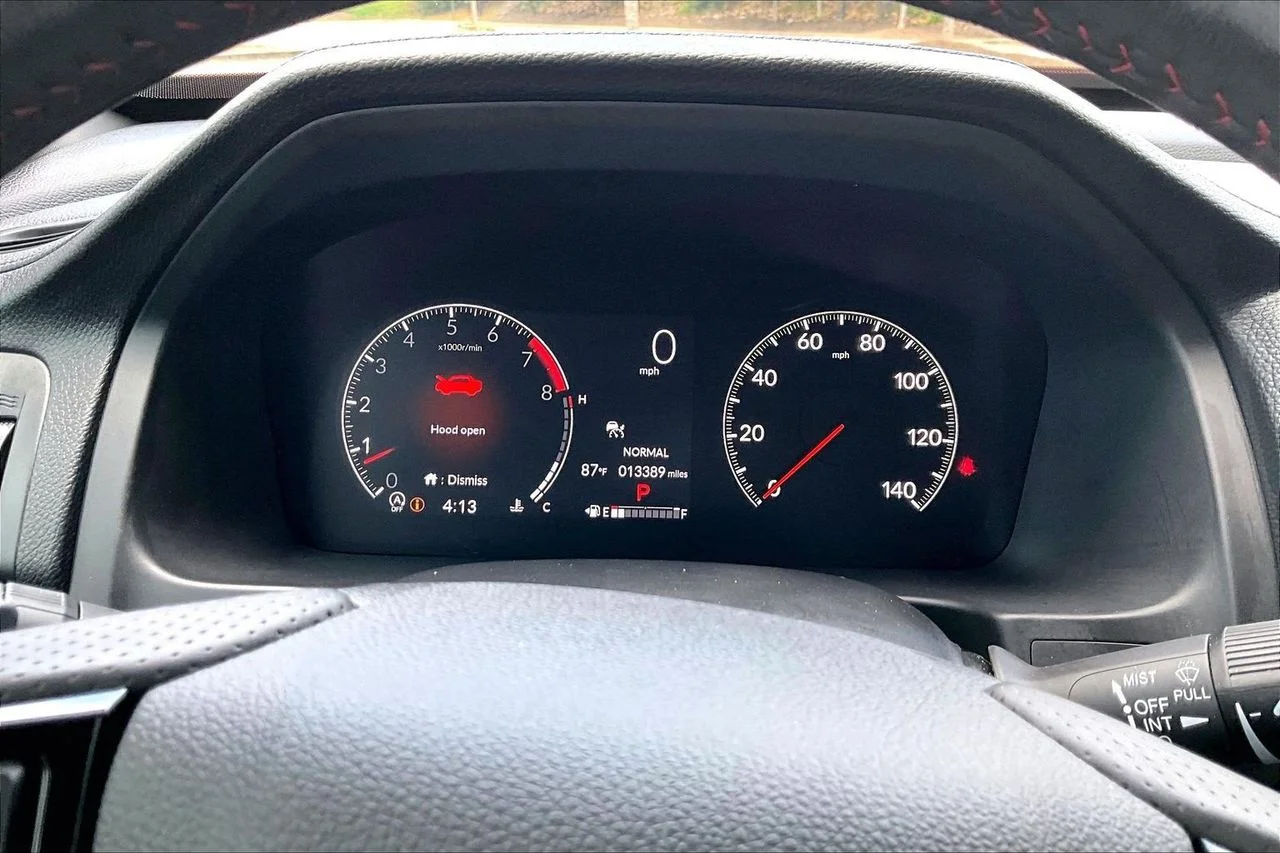 Used 2025  Honda Black Edition image 9