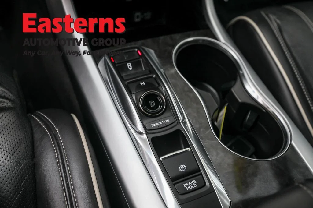 Used 2020 White Acura 3.5L Technology Pkg image 12