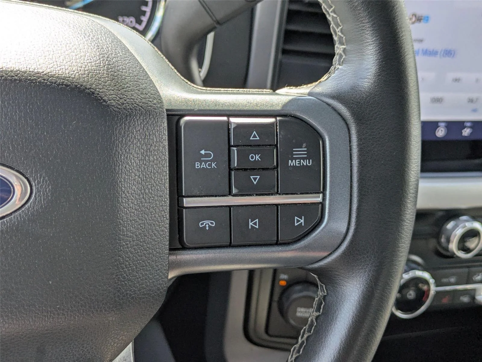 Used 2023 Antimatter Blue Metallic Ford XLT image 18