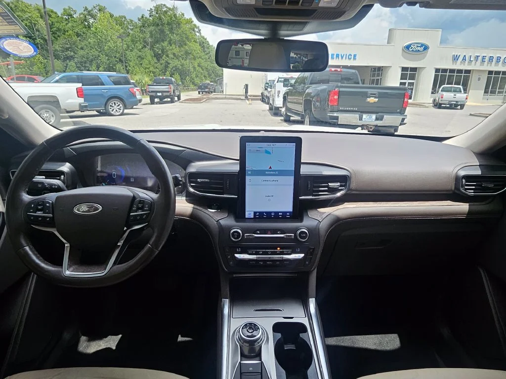 Certified Used 2020 White Ford Platinum image 5