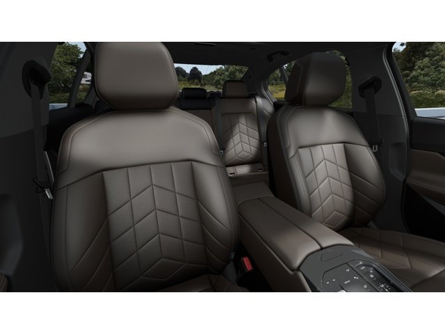 New 2027 Black Sapphire Metallic BMW 550e image 11