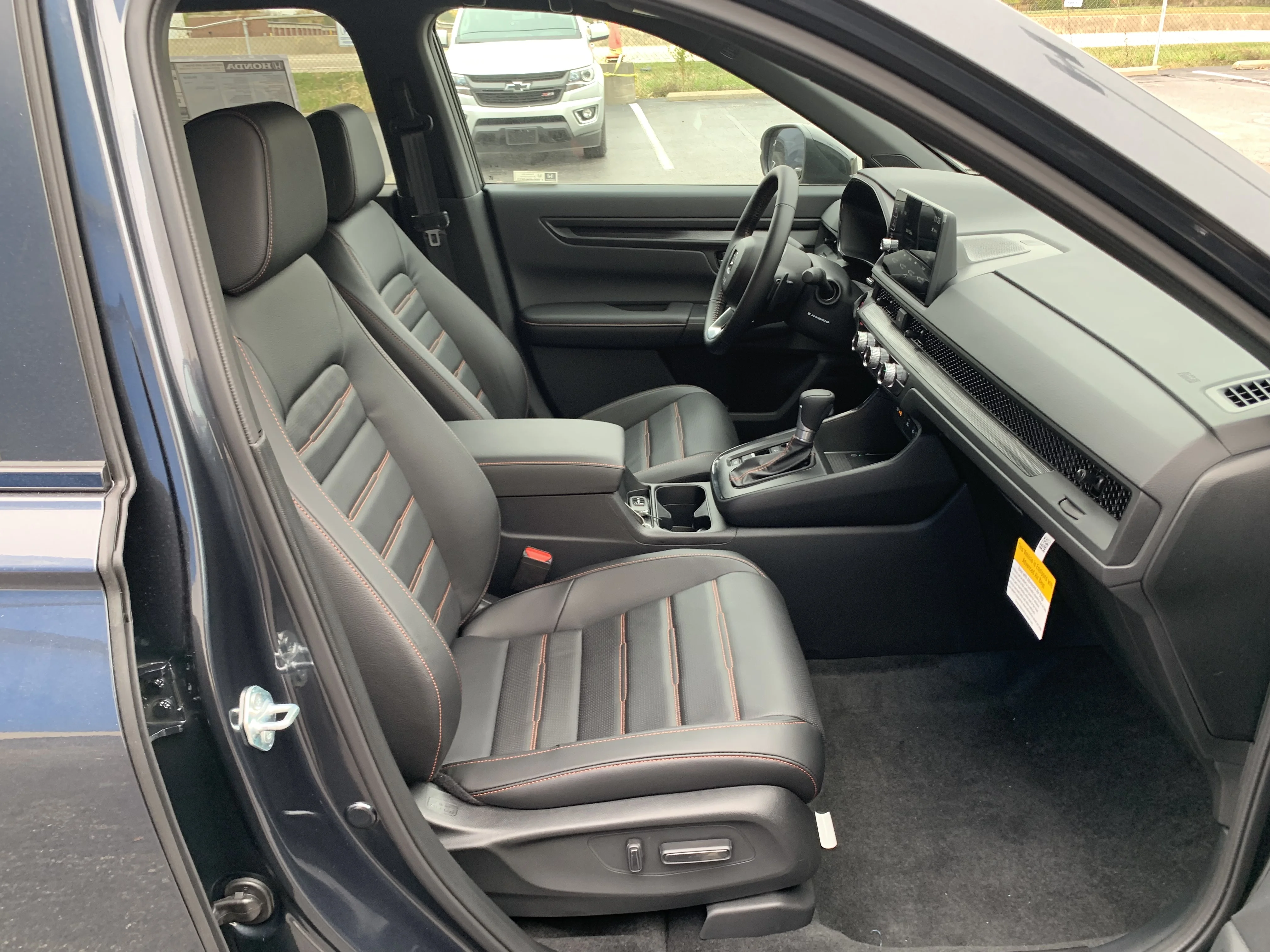 Certified Used 2026 METEORITE GRAY Honda Sport-L image 15
