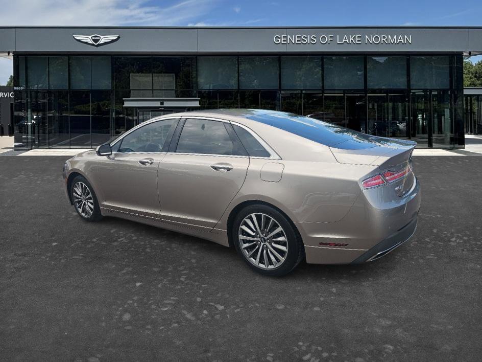 Used 2018 Mocha Metallic Lincoln Select image 6