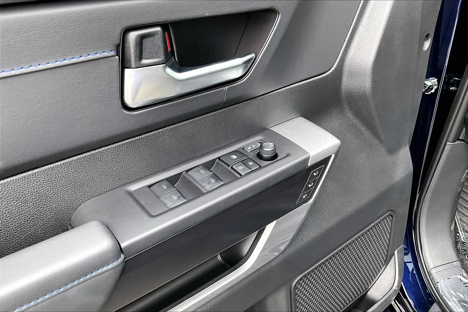 2025 Toyota Tundra Platinum - Photo 20