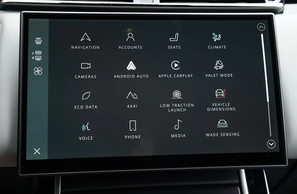 New 2026 Santorini Black Land Rover Belgravia Edition image 21