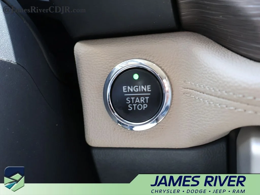 Used 2024 Gray Ford Limited image 34