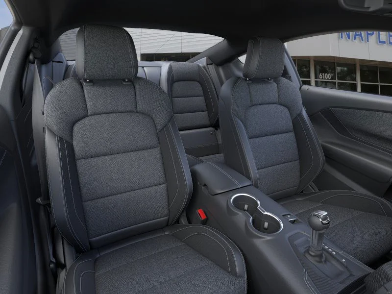 2025 Ford Mustang EcoBoost Fastback - Photo 46