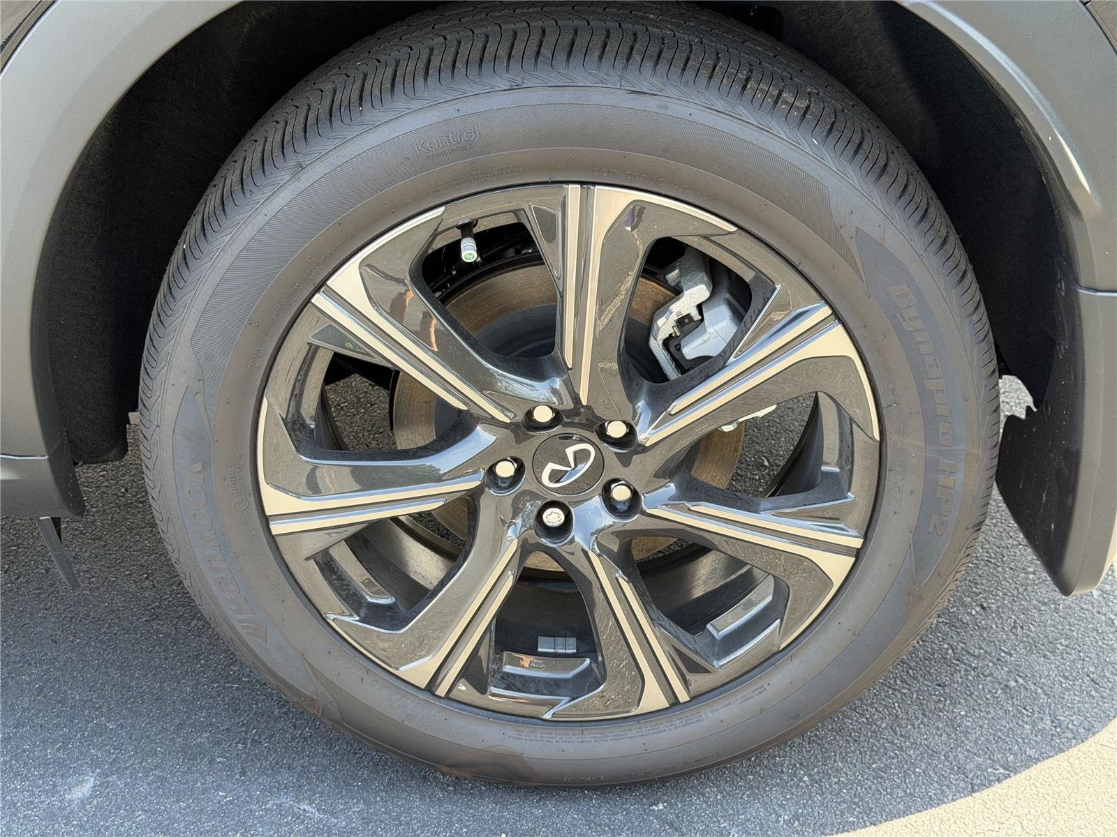 New 2026 MINERAL BLACK INFINITI Autograph AWD image 33