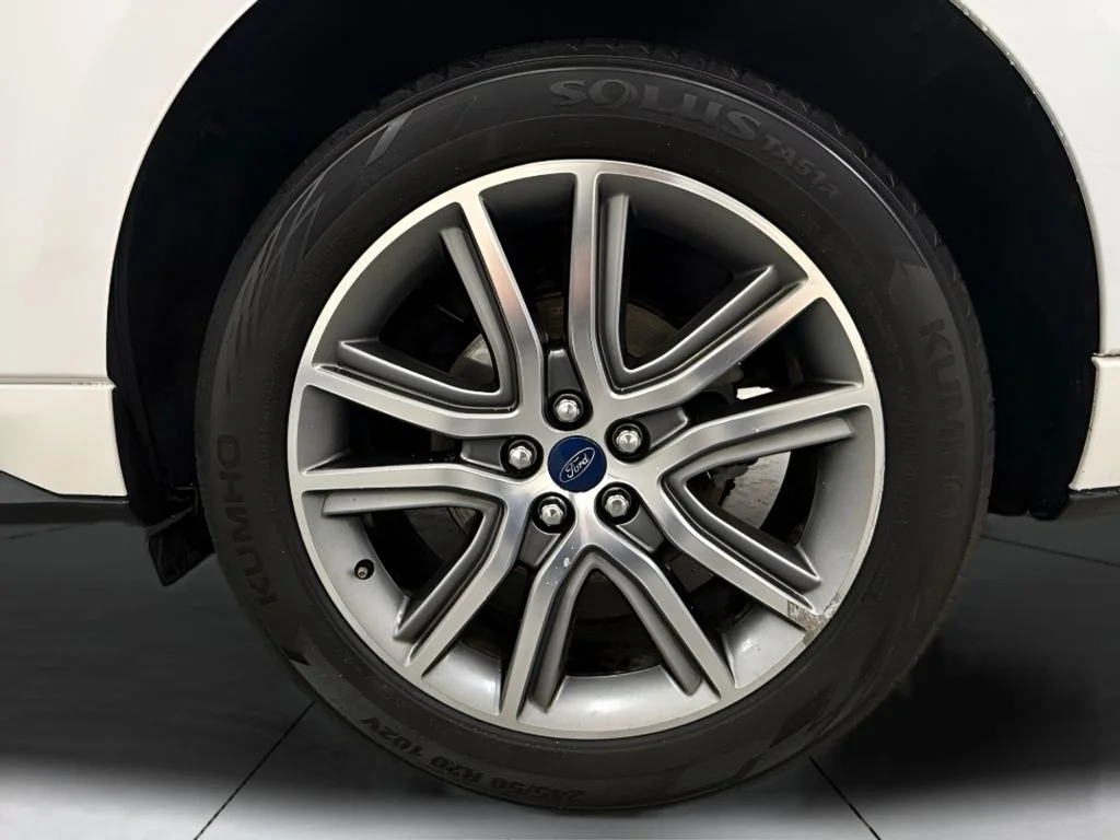 Used 2019 White Ford Titanium image 30