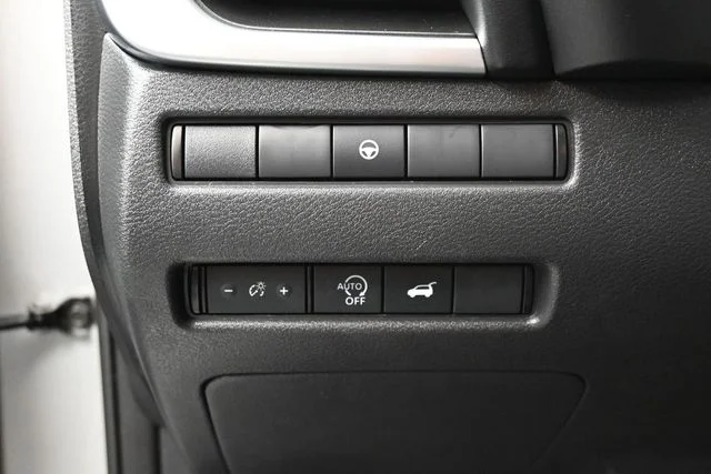 Used 2025 Silver Nissan SV image 15