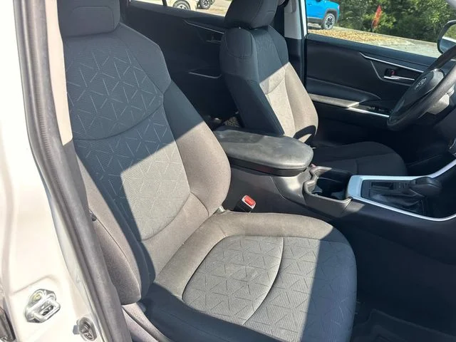 Used 2021 White Toyota XLE image 14