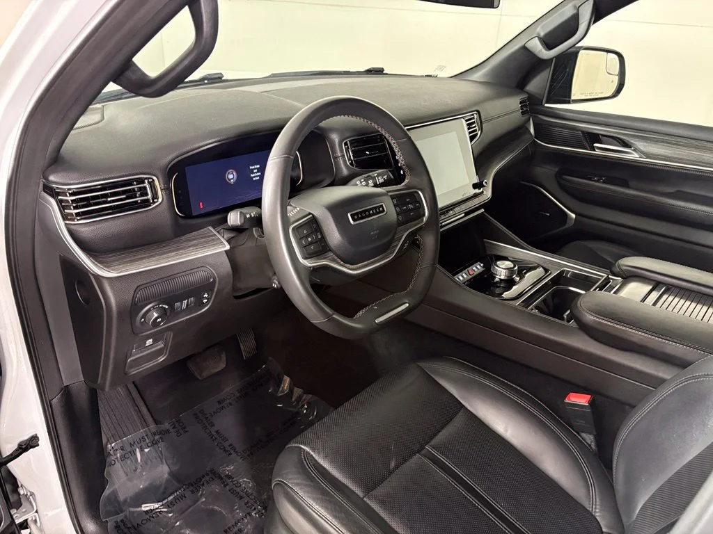 Used 2024 White Jeep Series II image 16
