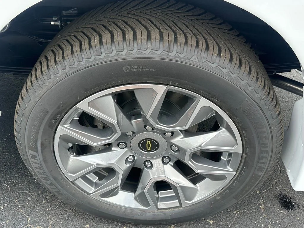 New 2024 White Chevrolet Work Van image 23