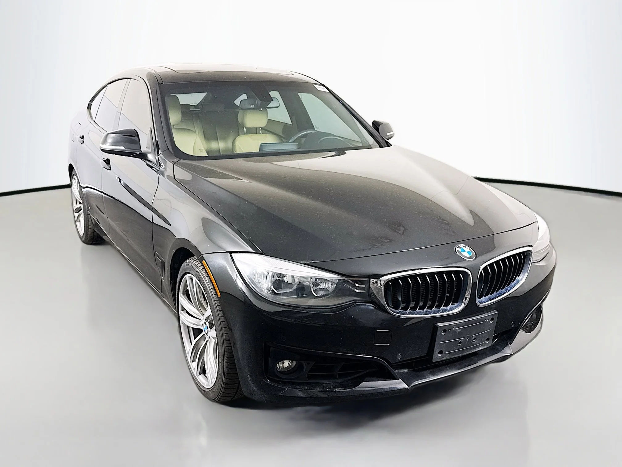 2016 BMW 3 Series 328i xDrive Gran Turismo SULEV's photo