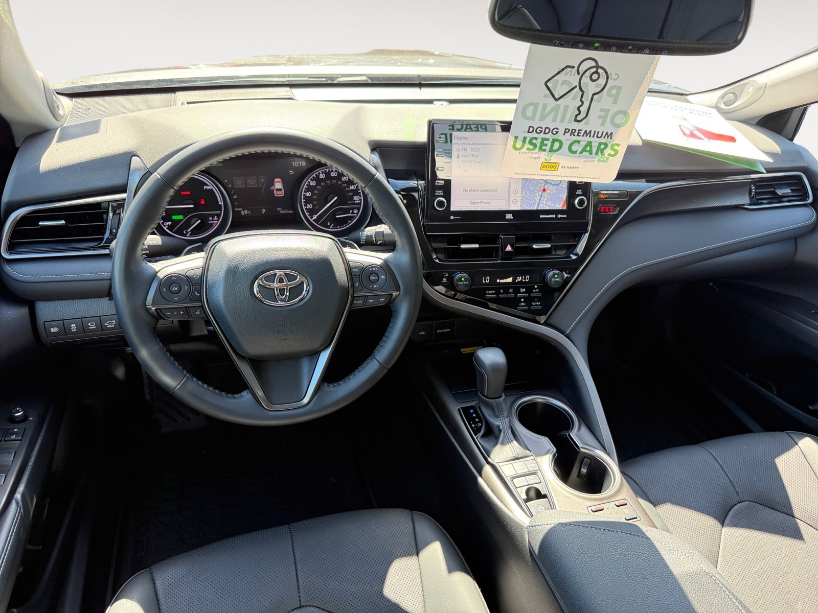 Used 2023 Predawn Gray Mica Toyota XSE image 15