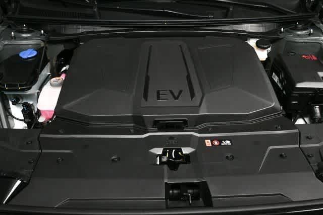 New 2026 GRAY HYUNDAI LIMI image 10