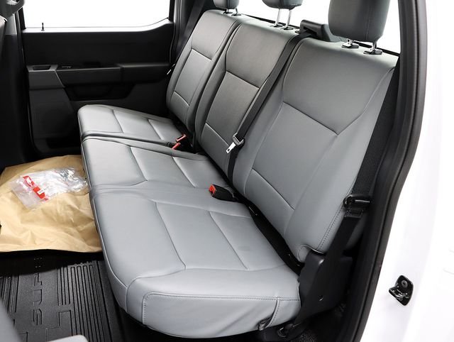 New 2026 Oxford White Ford F-450® XL image 11