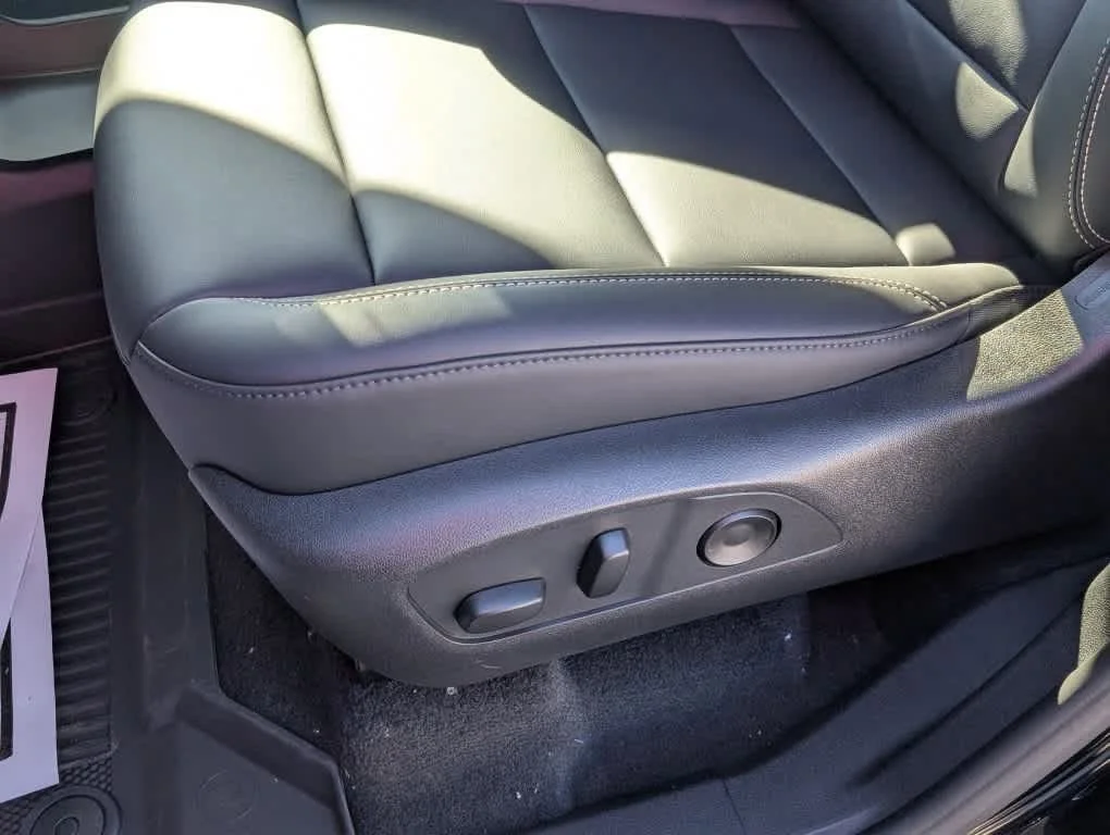 2026 GMC Acadia Elevation - Photo 30