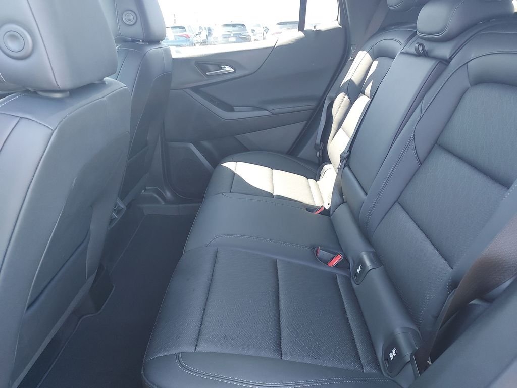 Used 2025 Gray Chevrolet LT image 14