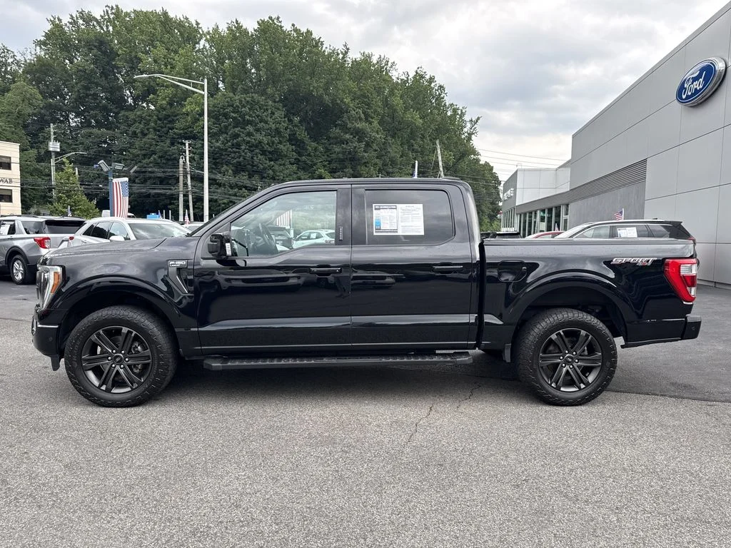 Used 2022 Agate Black Metallic Ford Lariat image 7